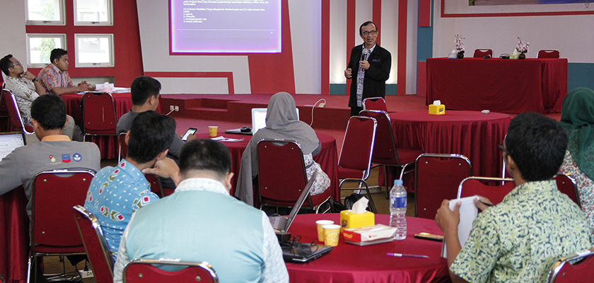 Cover Guna Meningkatkan Kualitas Pengajaran, Tim Kurikulum Prodi Ikuti Workshop Kurikulum
