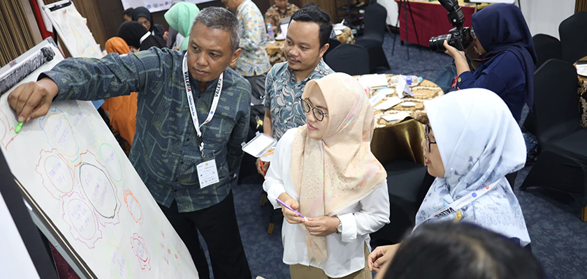 Cover Kembali Dapatkan Hibah Internasional, PCR-UPJ Gelar Workshop Capacity Building untuk Pimpinan Perguruan Tinggi Vokasi