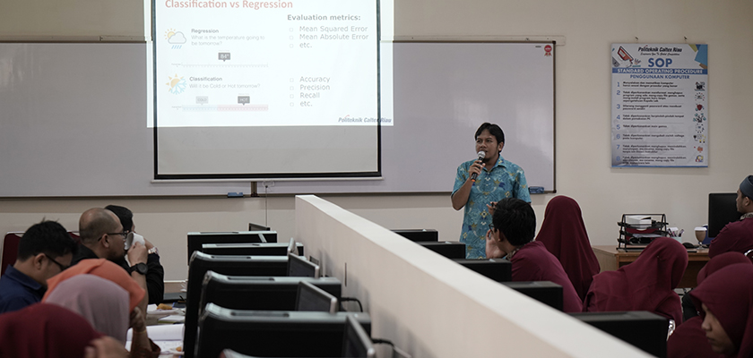 Cover Kolaborasi dengan APTIKOM RIAU, PCR Gelar Workshop Deep Learning