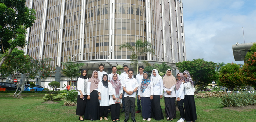 Cover Mahasiswa PCR Bangun Website Info Publik Untuk Pemerintah Provinsi Riau