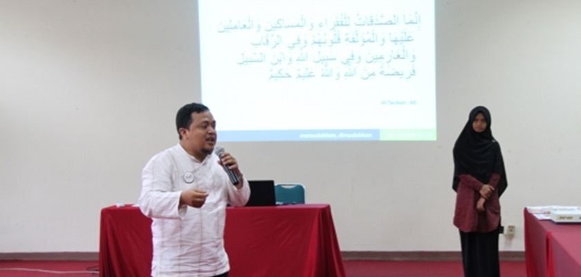 Cover PCR Gelar Seminar Zakat Bersama Inisiatif Zakat Indonesia (IZI)