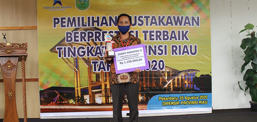 Cover Pustakawan PCR Raih Harapan II pada Ajang Pemilihan Pustakawan Berprestasi Tingkat Provinsi Riau 2020