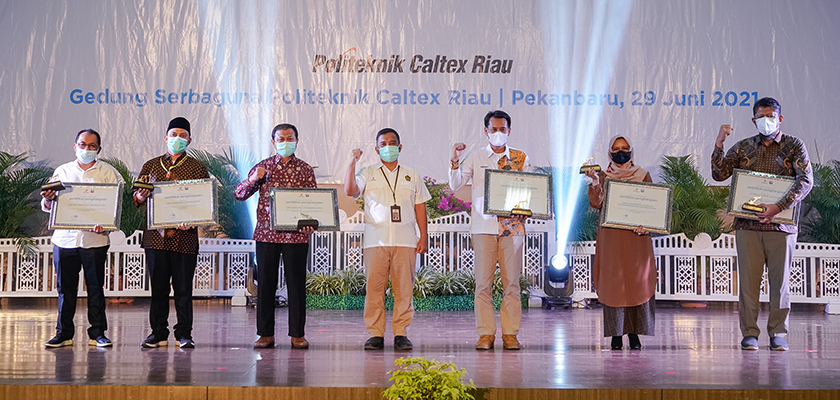 Cover SKK Migas – PT.CPI Berikan Penghargaan kepada PCR